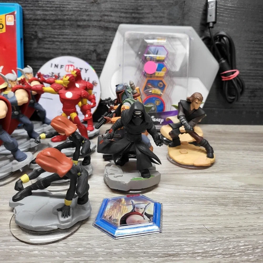 Disney Infinity 1.0 2.0 3.0 Duplicate and imperfect Bundle Great Deal Wii Wii U